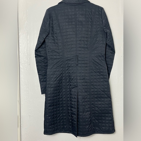 Express Quilted Coat in Charcoal - Picture 3 of 4
